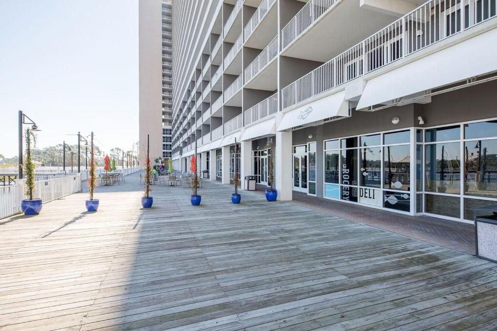 Some Beach Some Where At Laketown Wharf #825 By Nautical Properties Panama City Beach Dış mekan fotoğraf